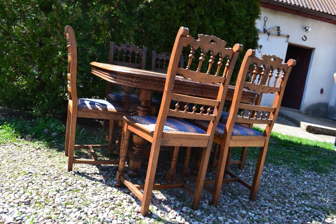 Stół eklektyczny z 6 krzesłami
