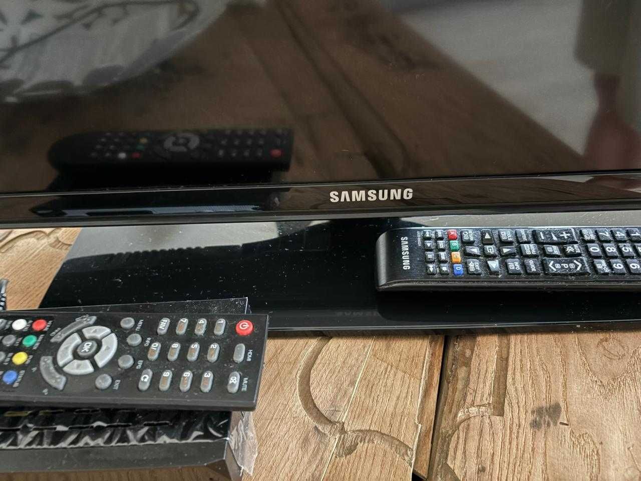 Telewizor Samsung 32 cale, MODEL UE32EH5020W