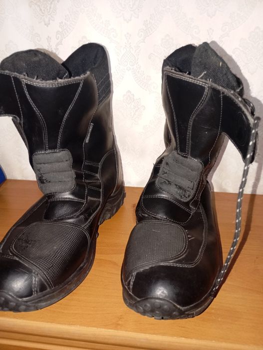 Продам мотоботы 47 размер