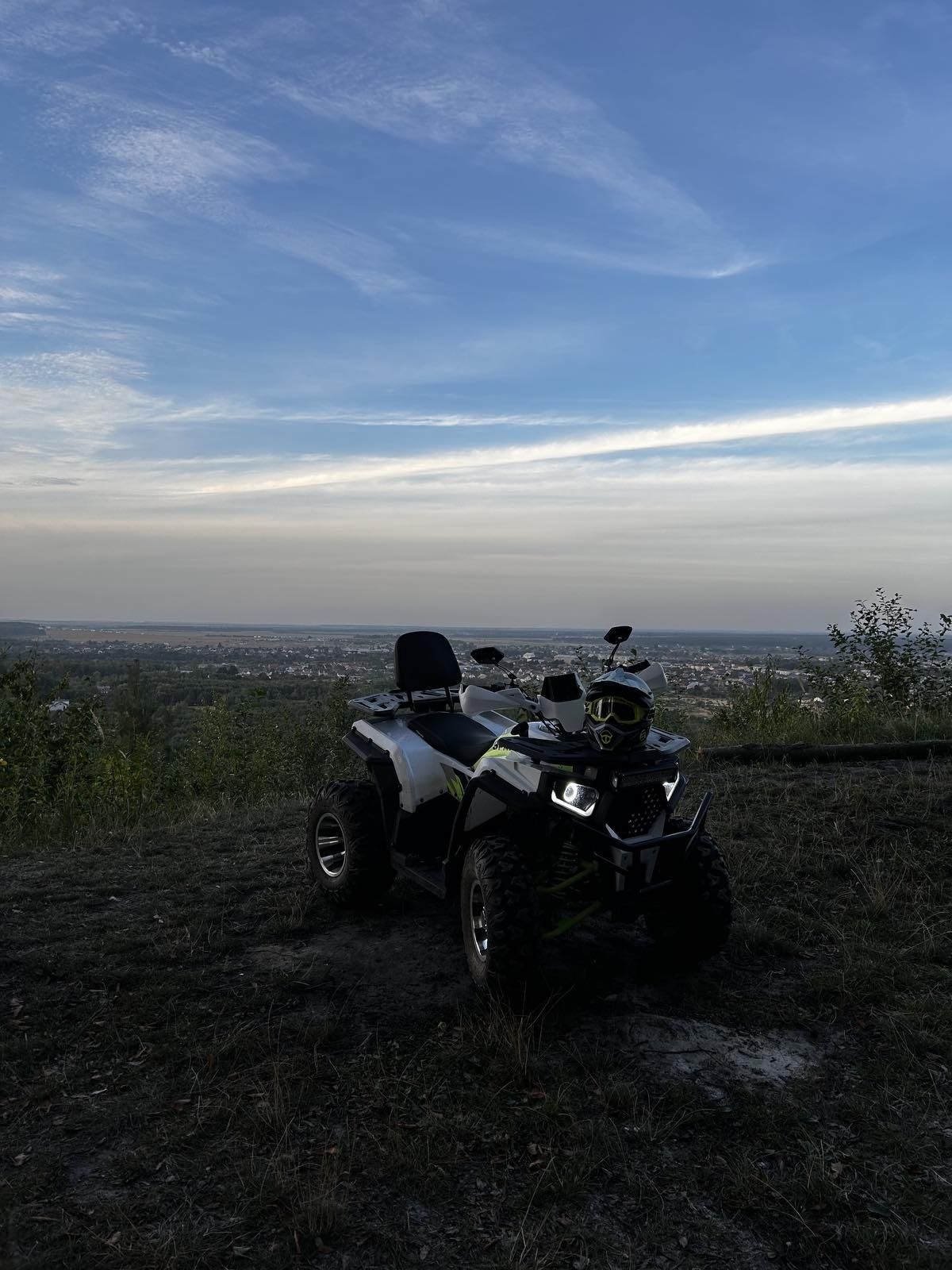 Spark 200  1900 доларів плюс торг