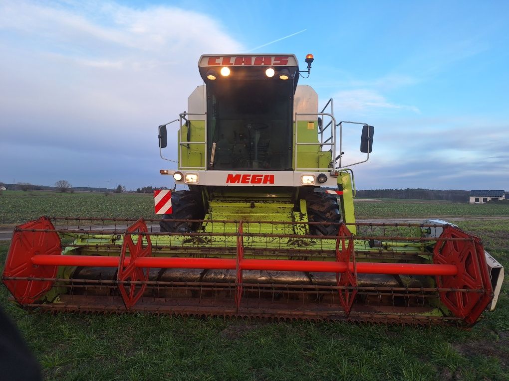 Kombajn Claas Dominator MEGA 208