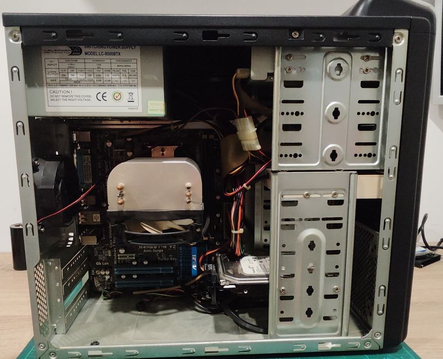 Desktop / Torre Computador