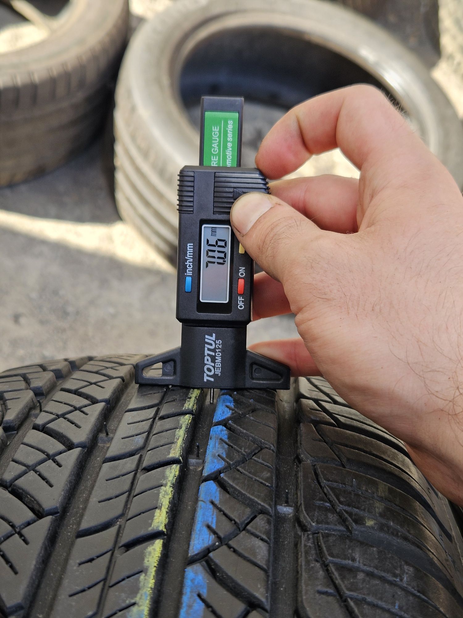 Шины БУ 225 65 R 17 Michelin latitude tour hp пара лето