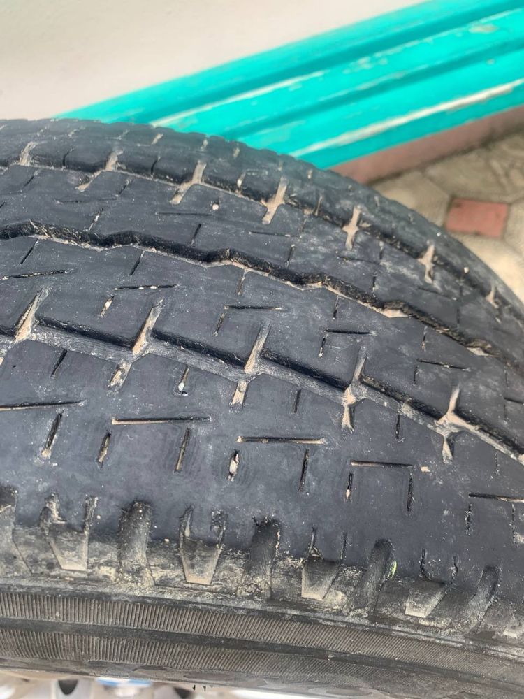 Диски титанові з шинами toyo 215/65 R16C