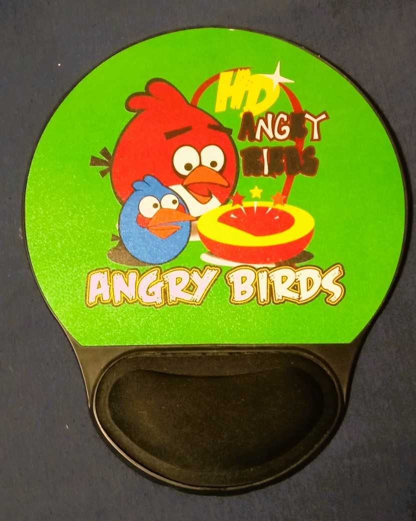 Игровая поверхность под мышку Angry Birds с подушечкой 270х220 пластик