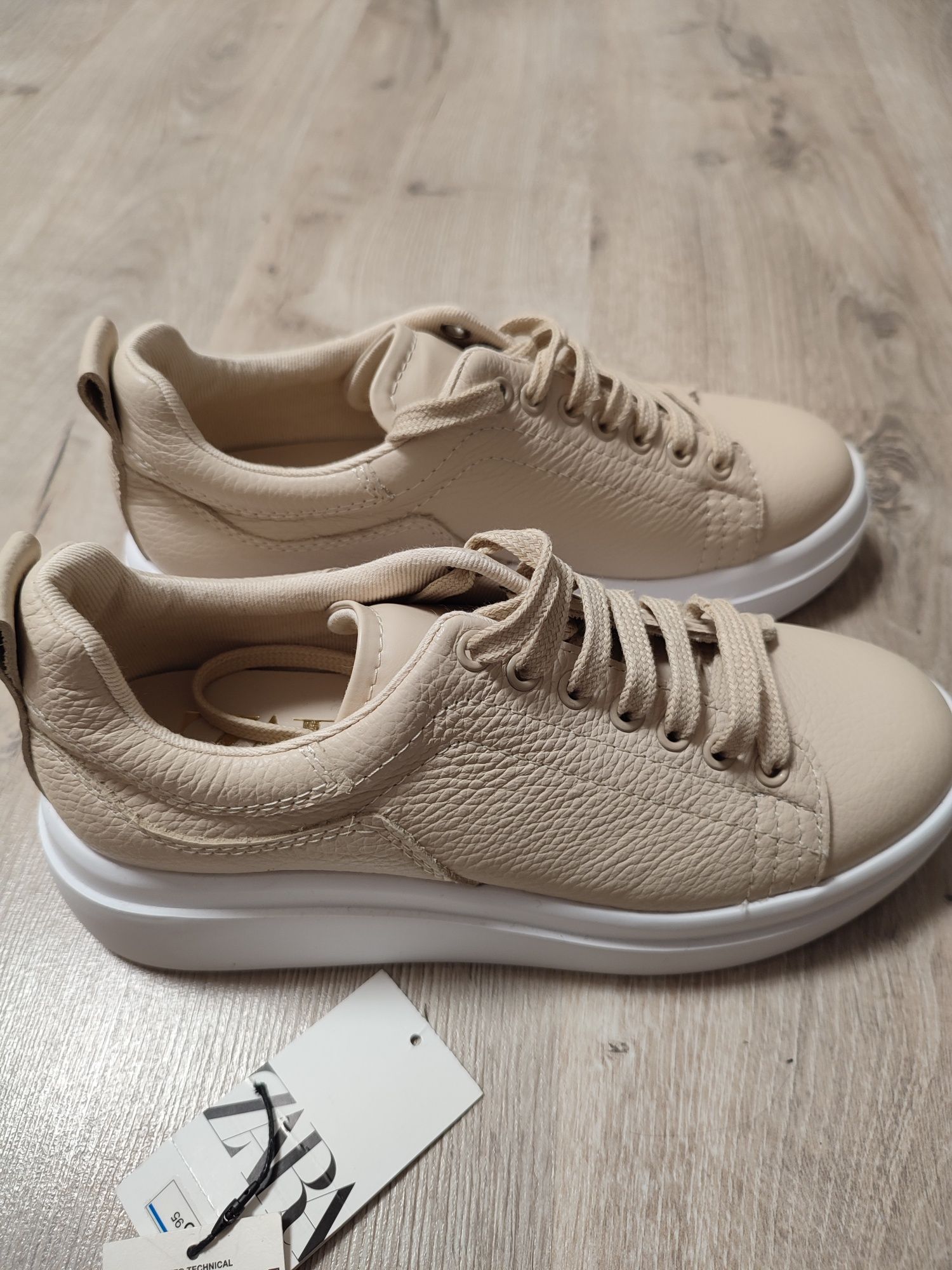Макасини Zara. Нові, бежеві.