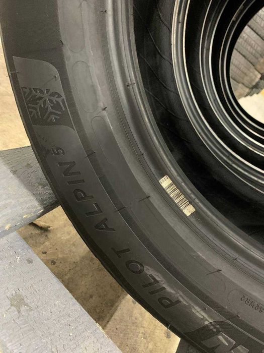 Шини б/у 235/55 R17 Michelin Pilot Alpin 5 - 6мм, 2022 зимові