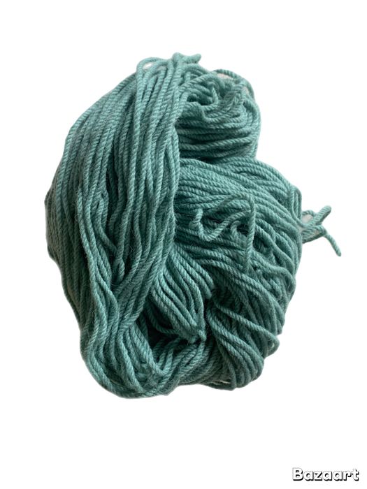 Lã de Arraiolos (2 meadas) qualquer cor