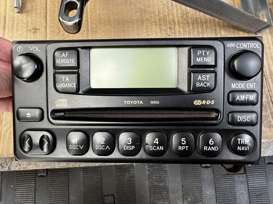 Автомагнітола Тойота РАВ 4 2001 - 2005 ціна 3200 грн.