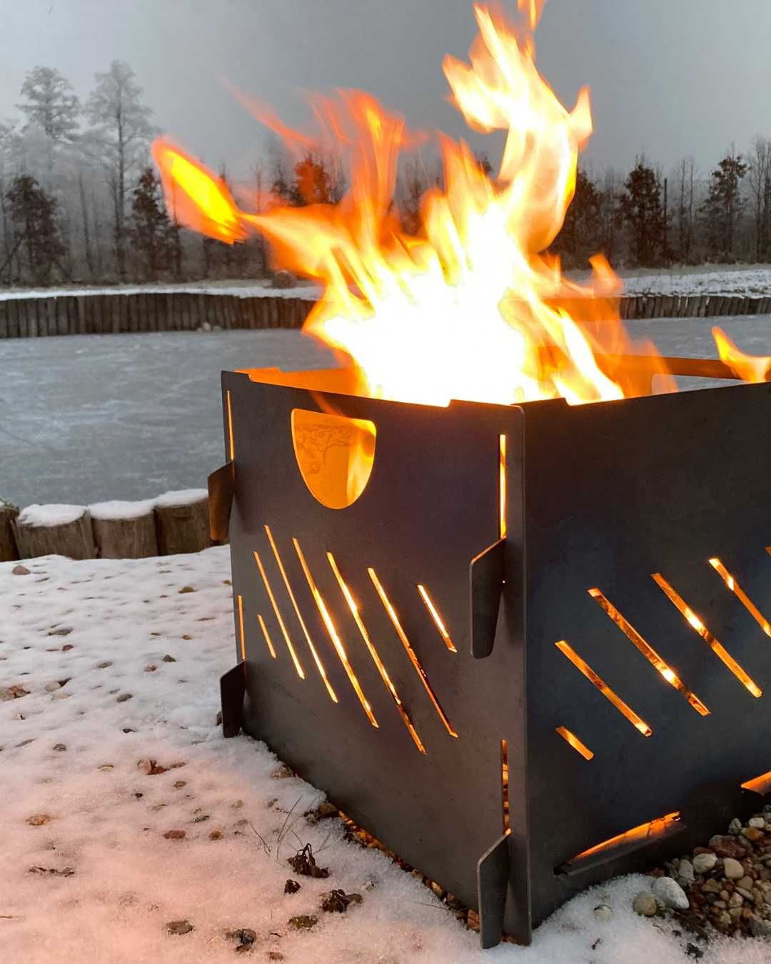 Palenisko Turystyczne Big Alaskan Campfire / Składane