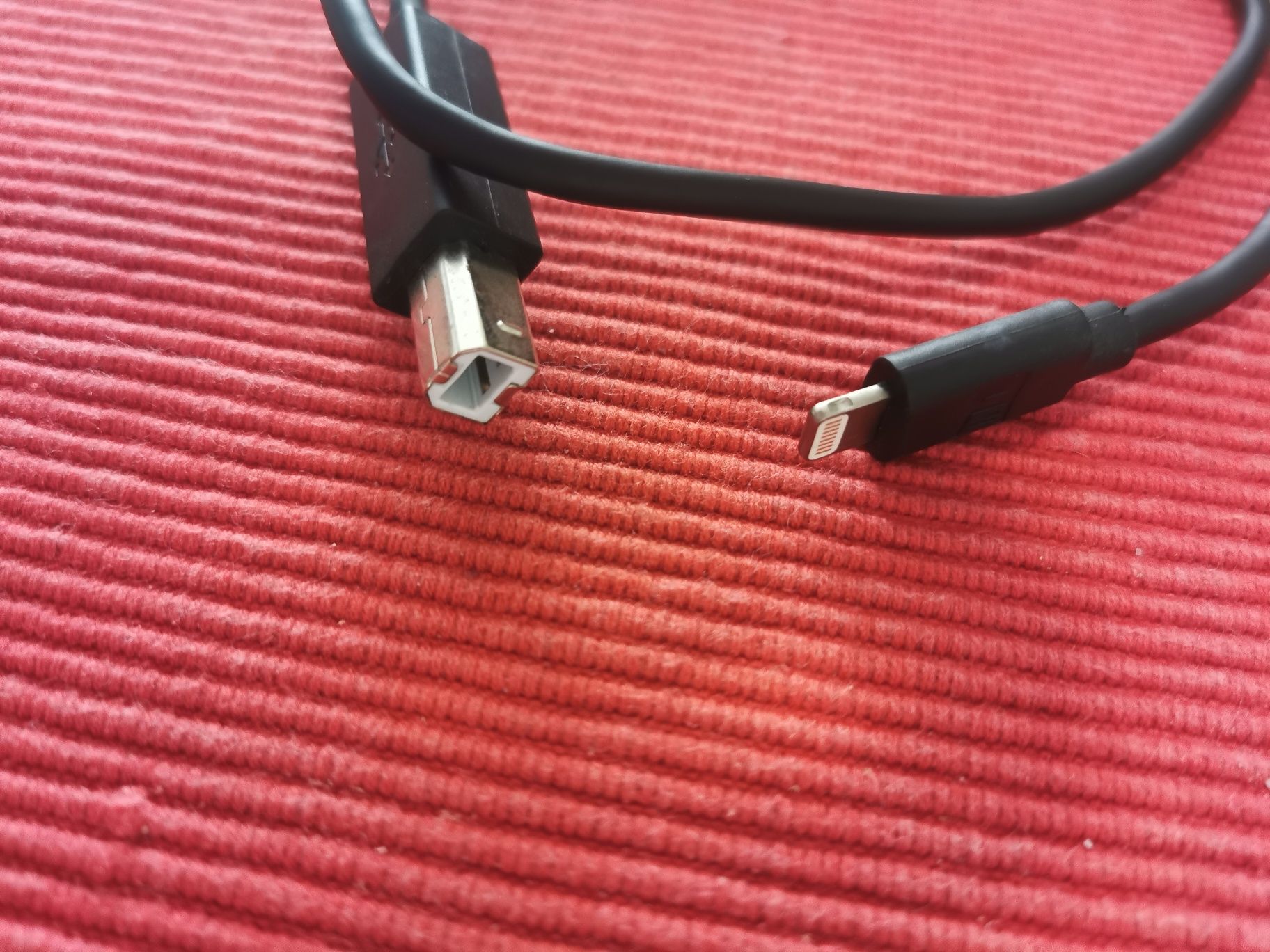 Cabo lightning usb b