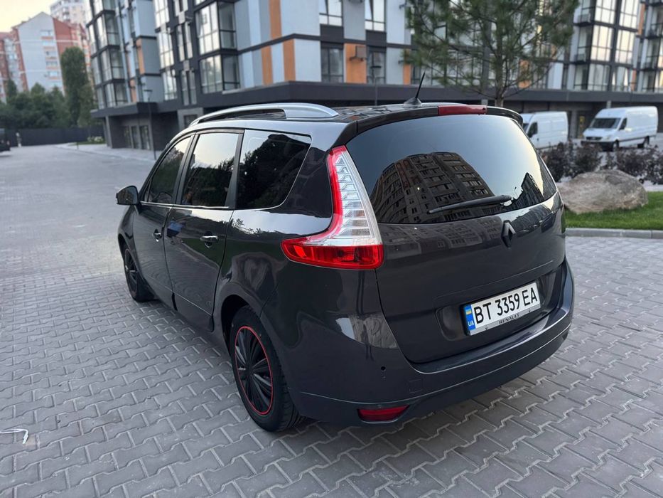 Рено Гранд Сценик 3 Рестайлинг 7 мест