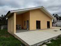 Moradia V3 para arrendamento anual