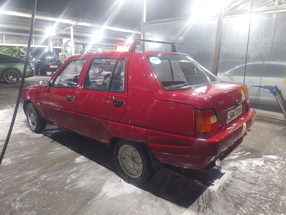 Заз  славута   на полно  ходу  по городу га 10