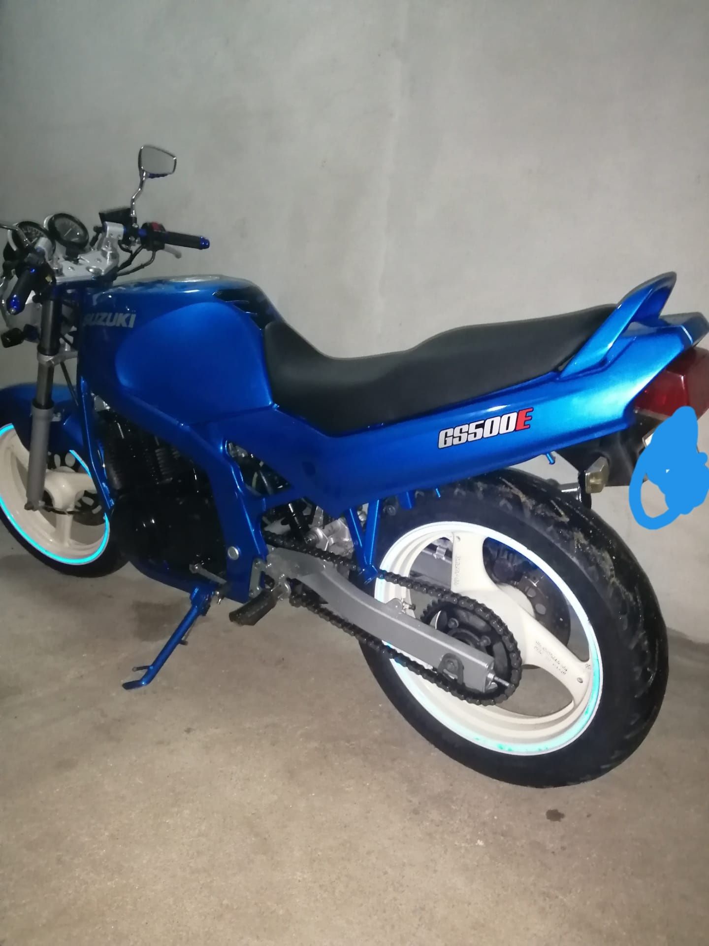 Vendo moto zusuki GS500E ou troca