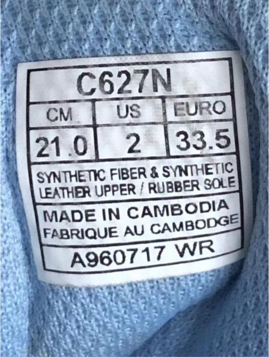 Кросівки asics для дівчинки 33,5 розміру