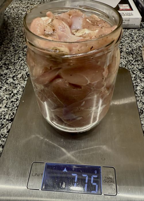 Домашня тушонка без кісток