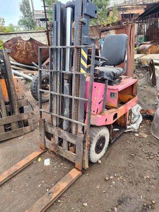 Погрузчик кара Балканкар