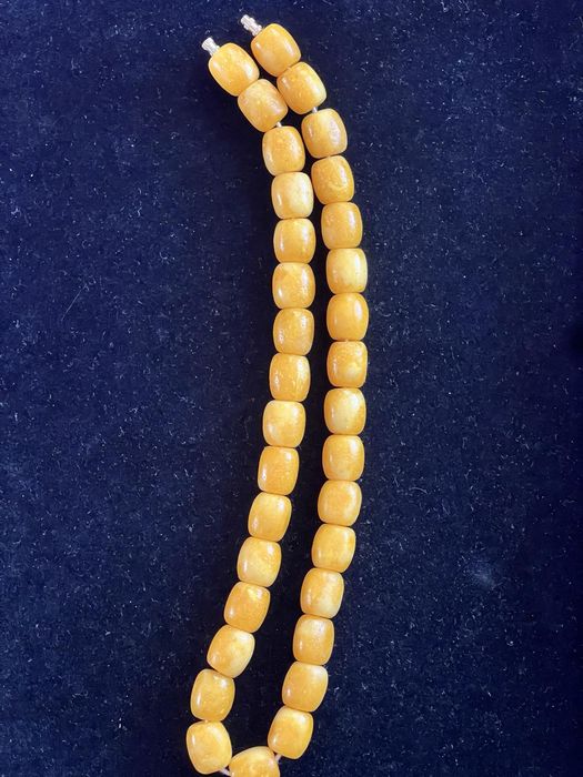 Намисто, 33 штук, смола сосни