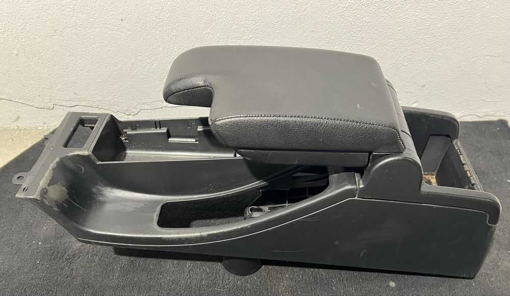 Apoio de braço + consola Bmw E46 Série 3 Sedan, Touring, Compact 98-05