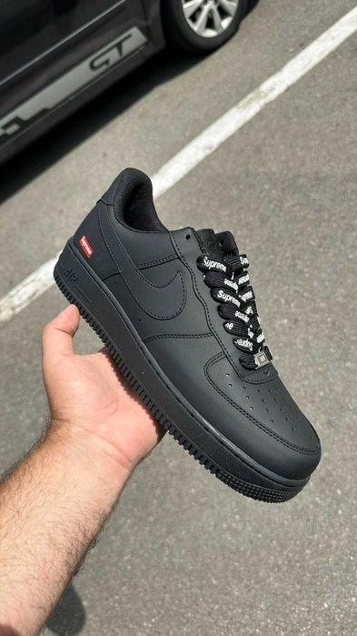 Nike Air Force 1 Low "Supreme Black" [EUR 43]