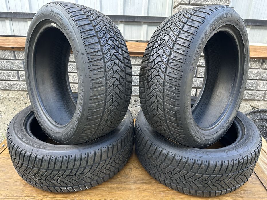 Зимова гума 225/50R17