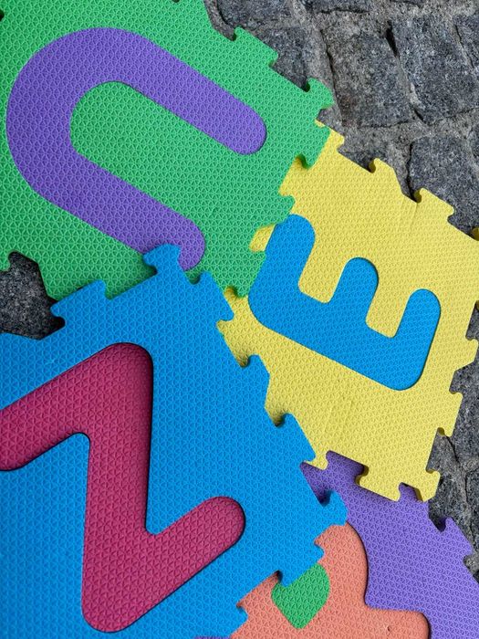 Tapete Puzzle Infantil Letras e Números 36 peças (180x180 cm)