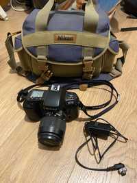 Máquina fotográfica analógica Nikon f70