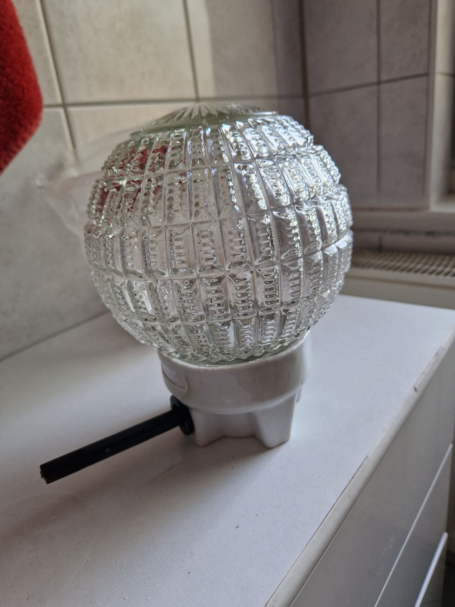 lampa loft . stara lampa klosz . puszka bakelitowa . bakelit