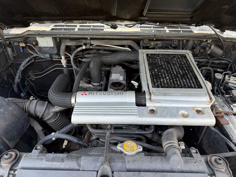 MITSUBISHI PAJERO 2.8 TD GLS C/ EXTRAS TT