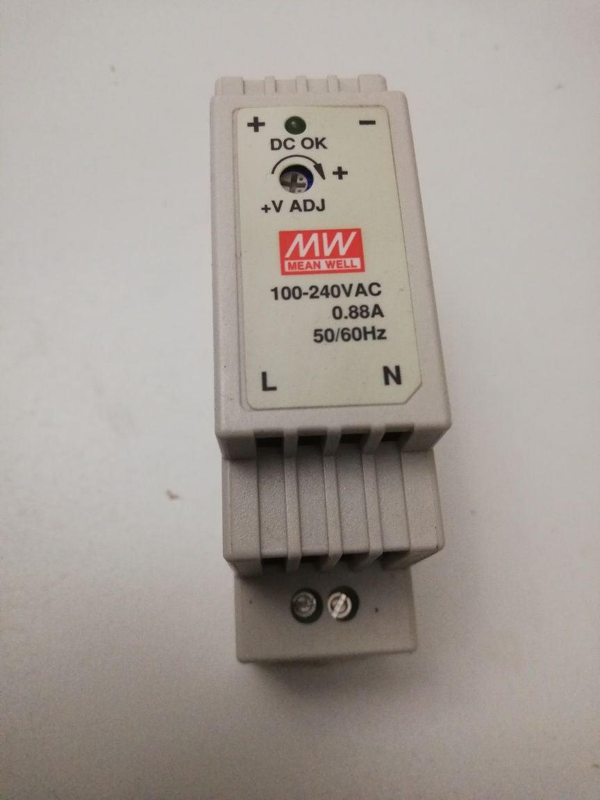 Блок питания DR-15-12 ( 15BT, 12B) Mean Well-15 на DIN рейку