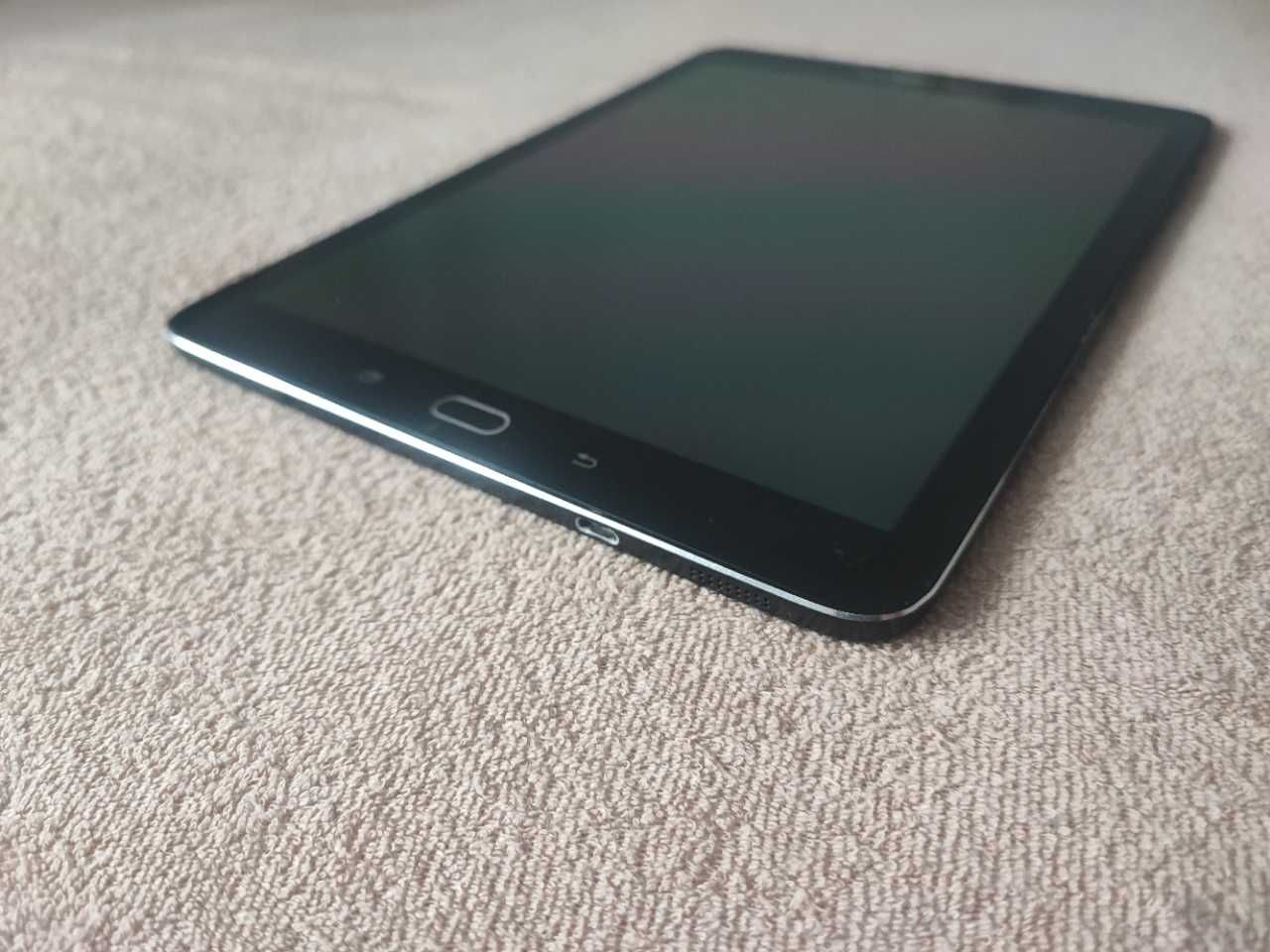 Samsung Galaxy Tab S2 9.7 SM-T815 3/32 LTE + nawigacja dla zawodowców