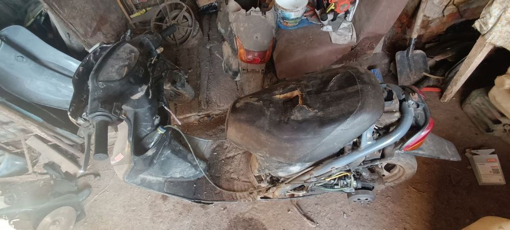 Продам хонду діо 27