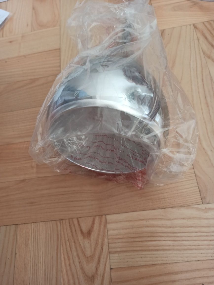 Lampa zwisająca.