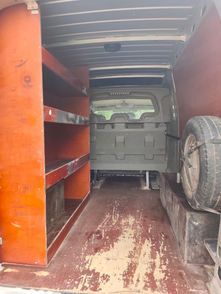 Renault master 2 2.5 100km 6-cio osobowy
