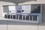 Yamaha PSR E403 keyboard