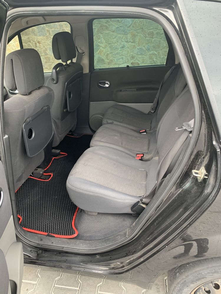Renault megane scenic