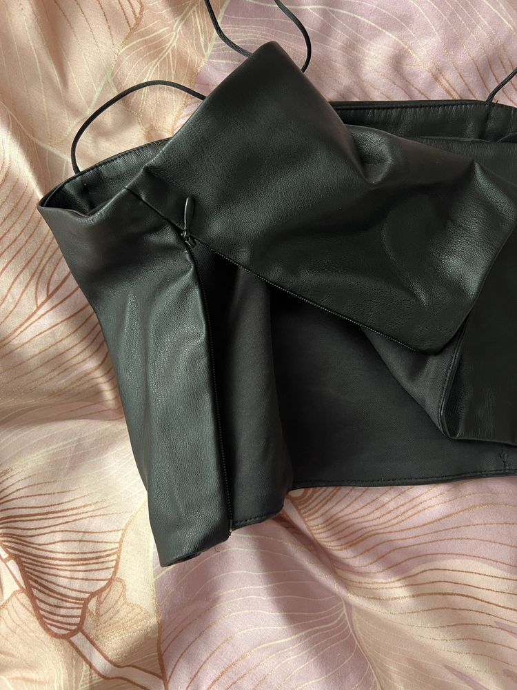 Czarny top ze skóry ZARA | rozmiar S