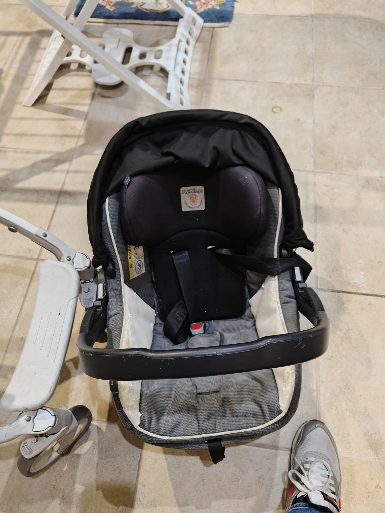 Carrinho bebé com berço/ baby Cook/ aquecedor de biberões/projetor