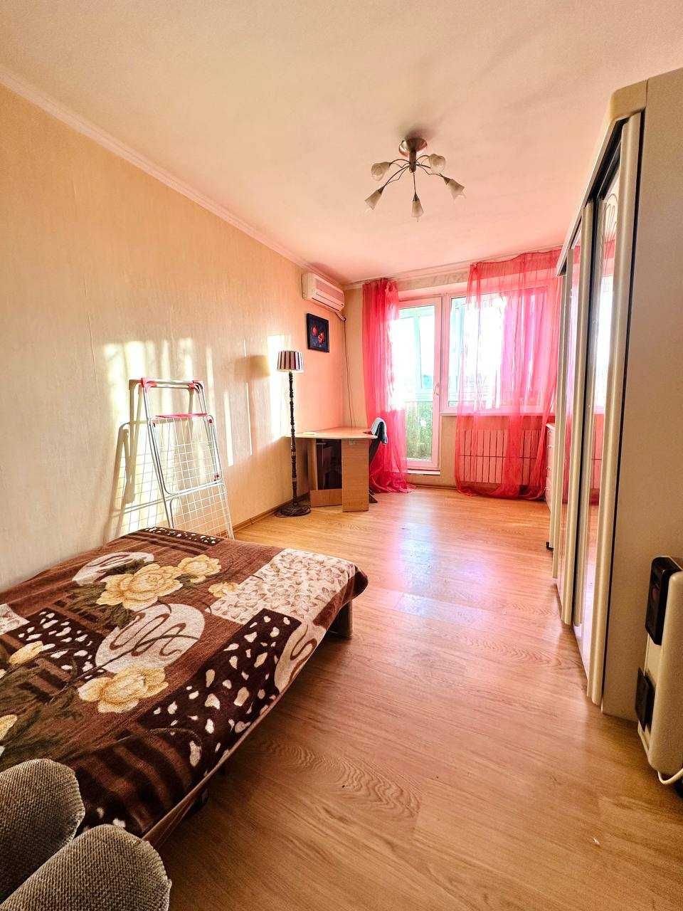LS 11 Продам 1 к.кв. Алексеевка