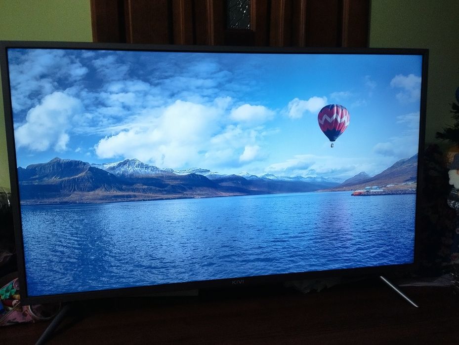 Телевізор ківі KIVI 40' робочий
