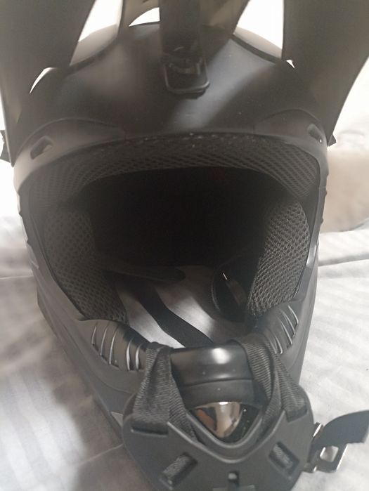 продам кросовый шлем