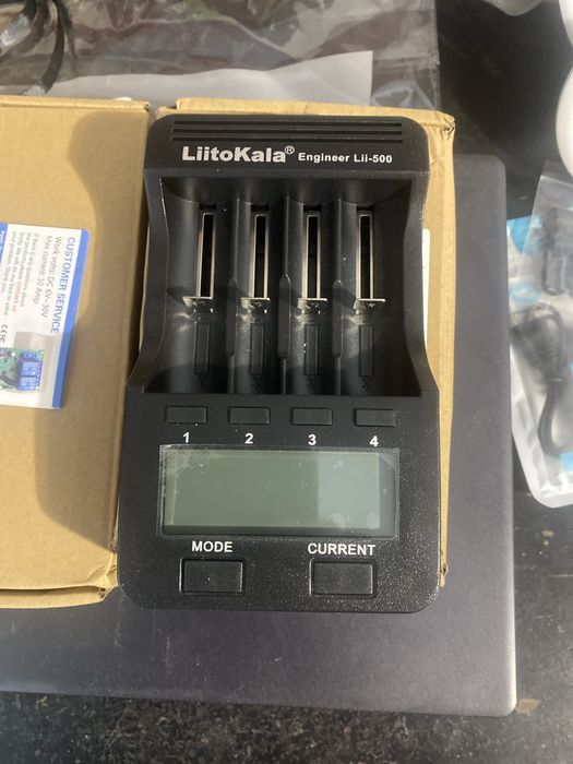 Зарядное устройство LITO KALA lii-M4S и litoKala Lii-500