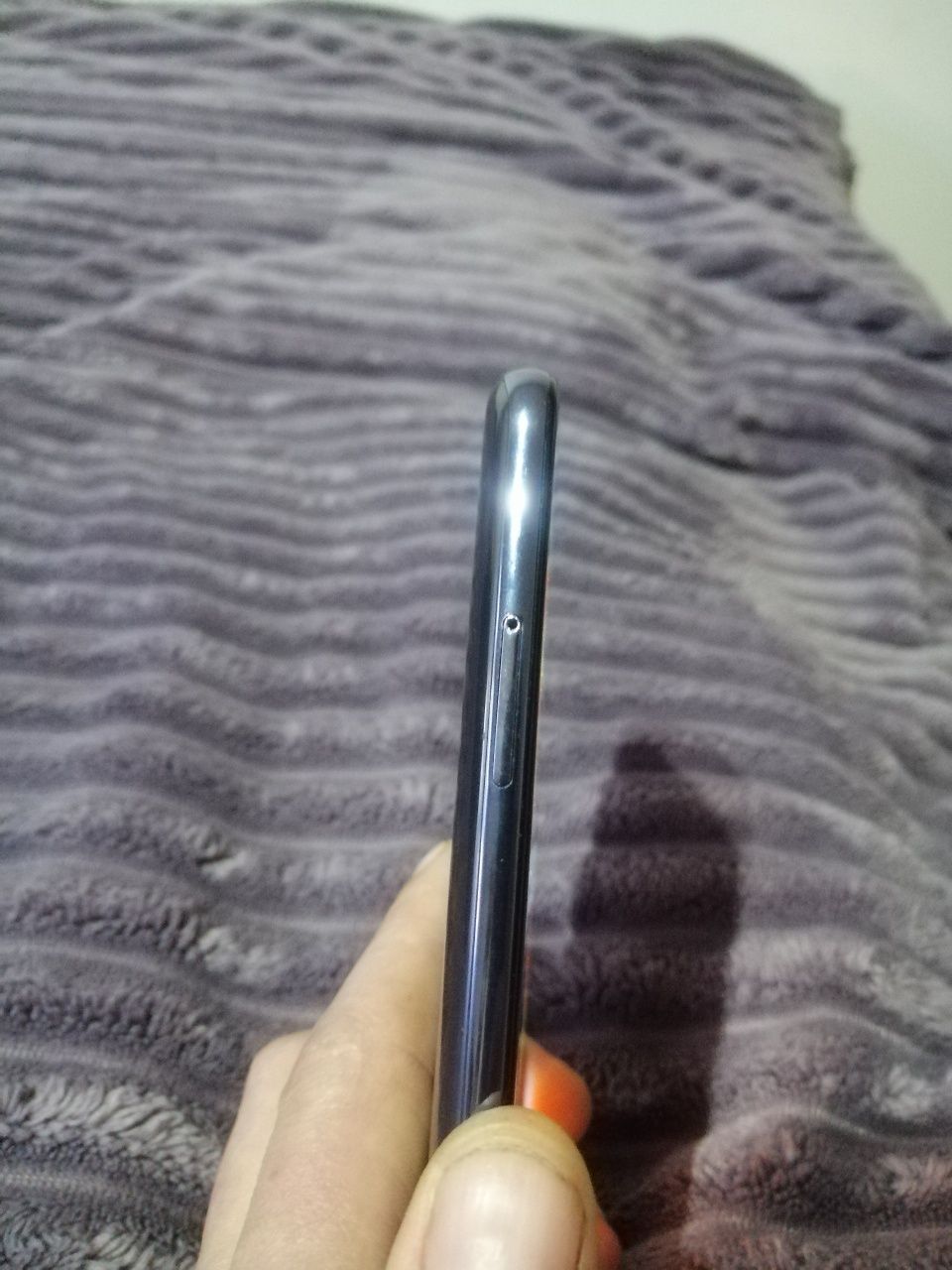 Продам телефон motorola e5 plus