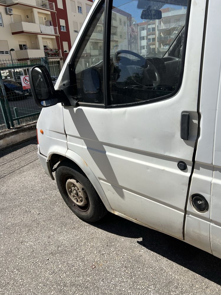 Vende-se Carrinha Ford Transit 1998 - Gasóleo