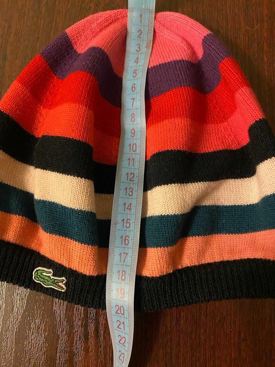 Продам жіночий берет  Lacoste
