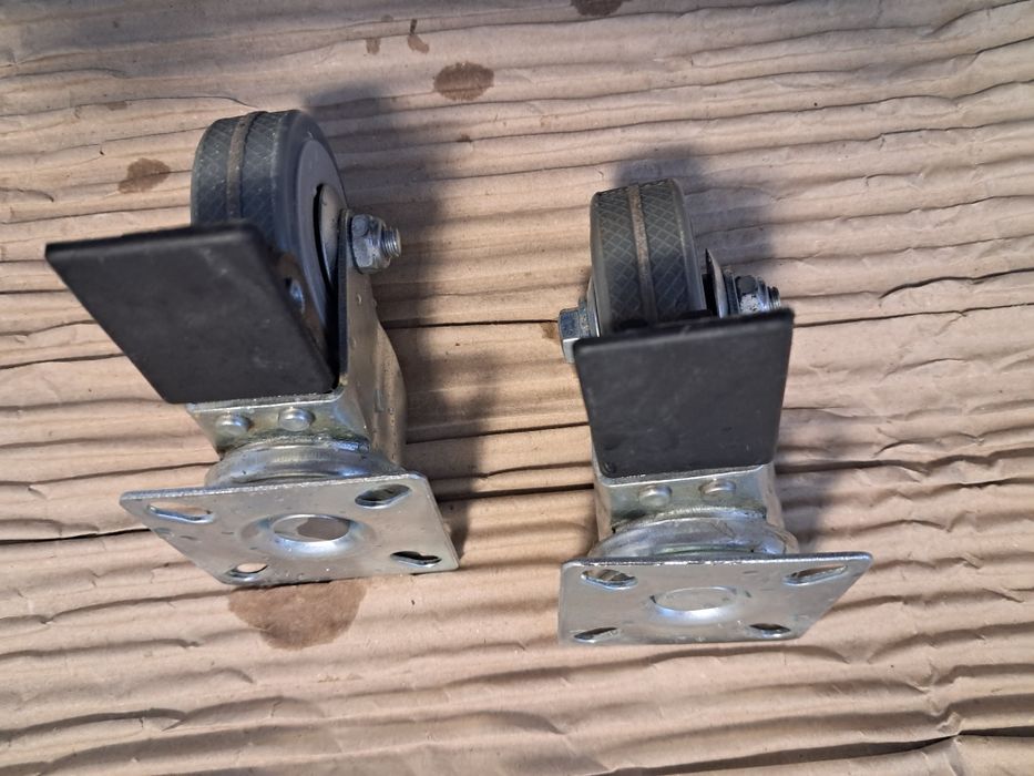 Ролик меблевий зі стопором і без діметр 50 мм