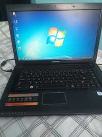 Laptop Samsug  NP R520