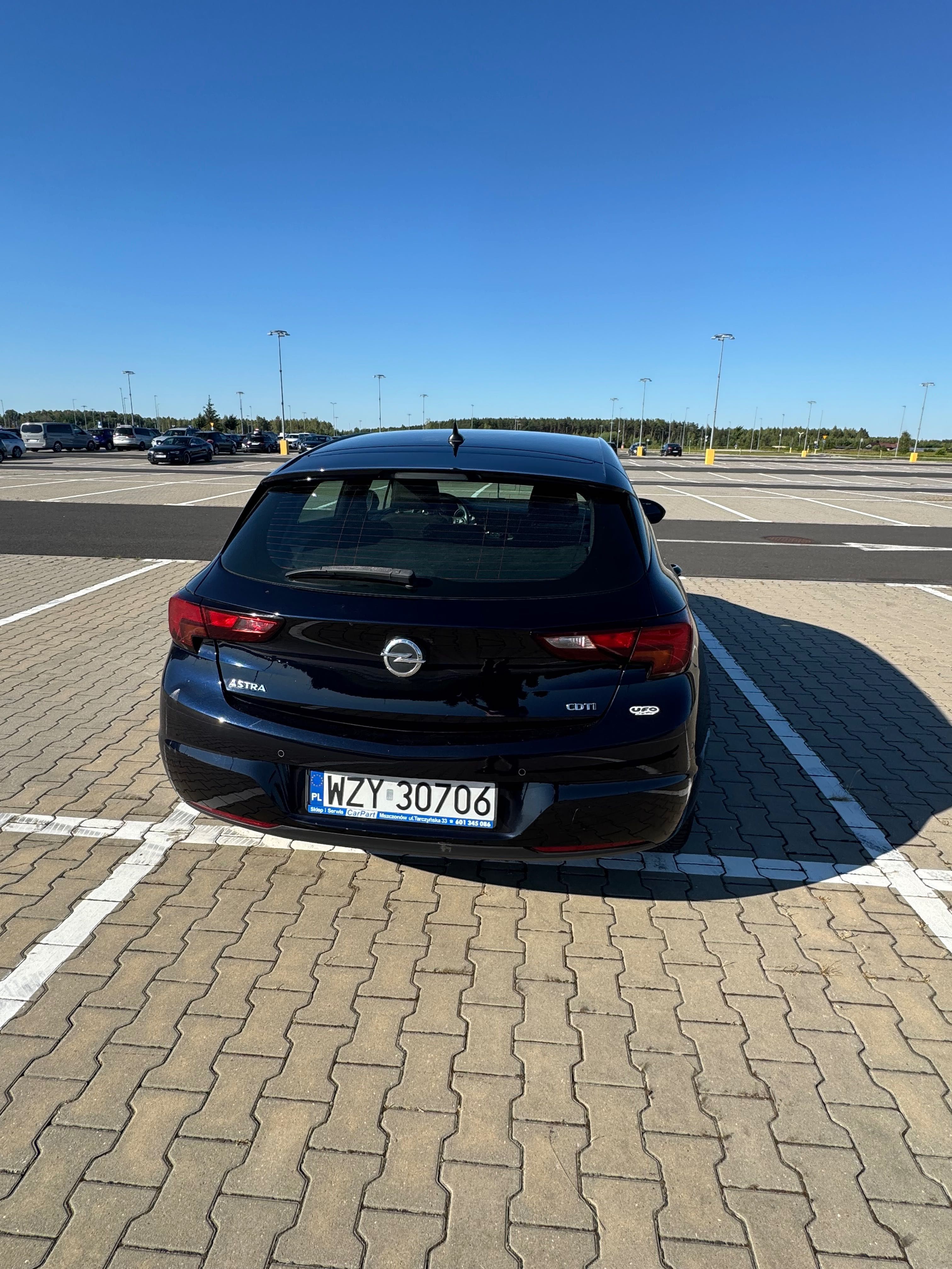 Opel Astra K 1.6 Moon Phase