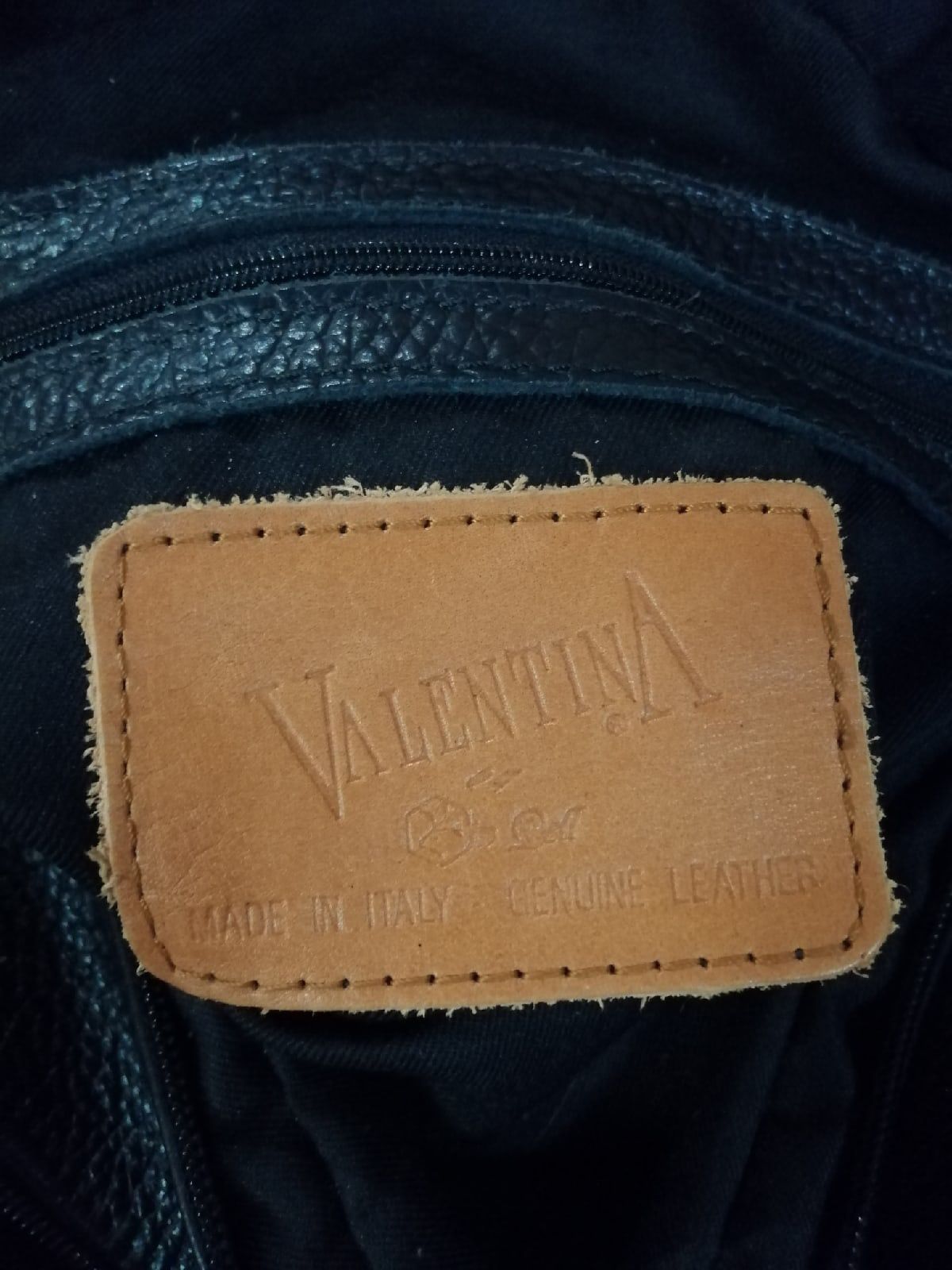 Кожаная сумка Valentina